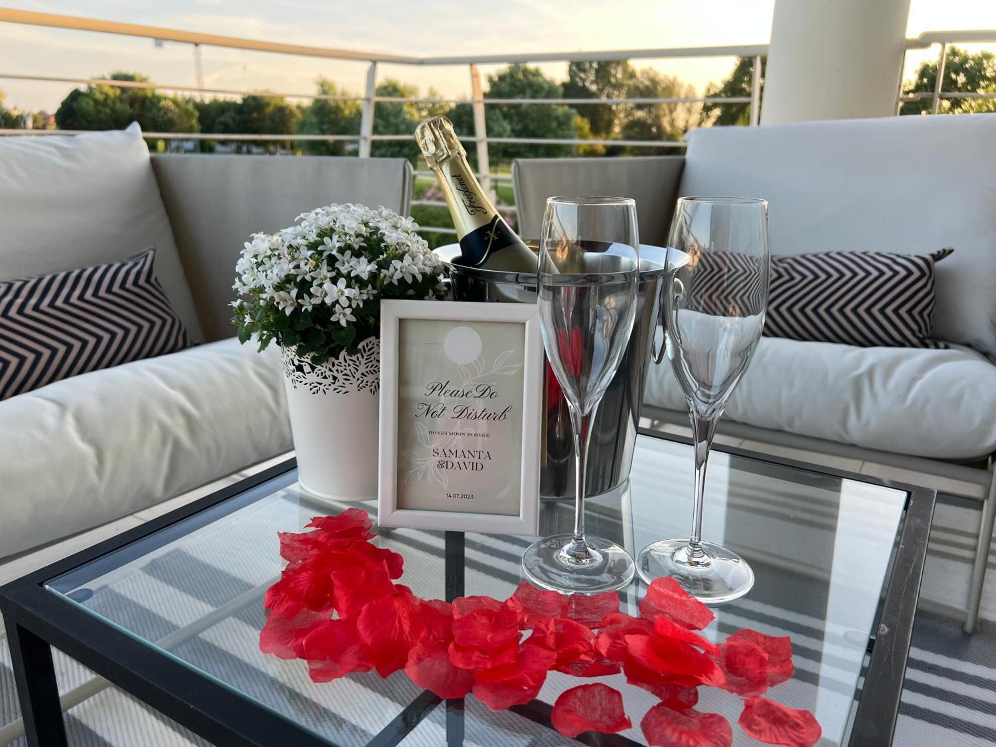 Paganini Suites And Apartments Sirmione Bagian luar foto