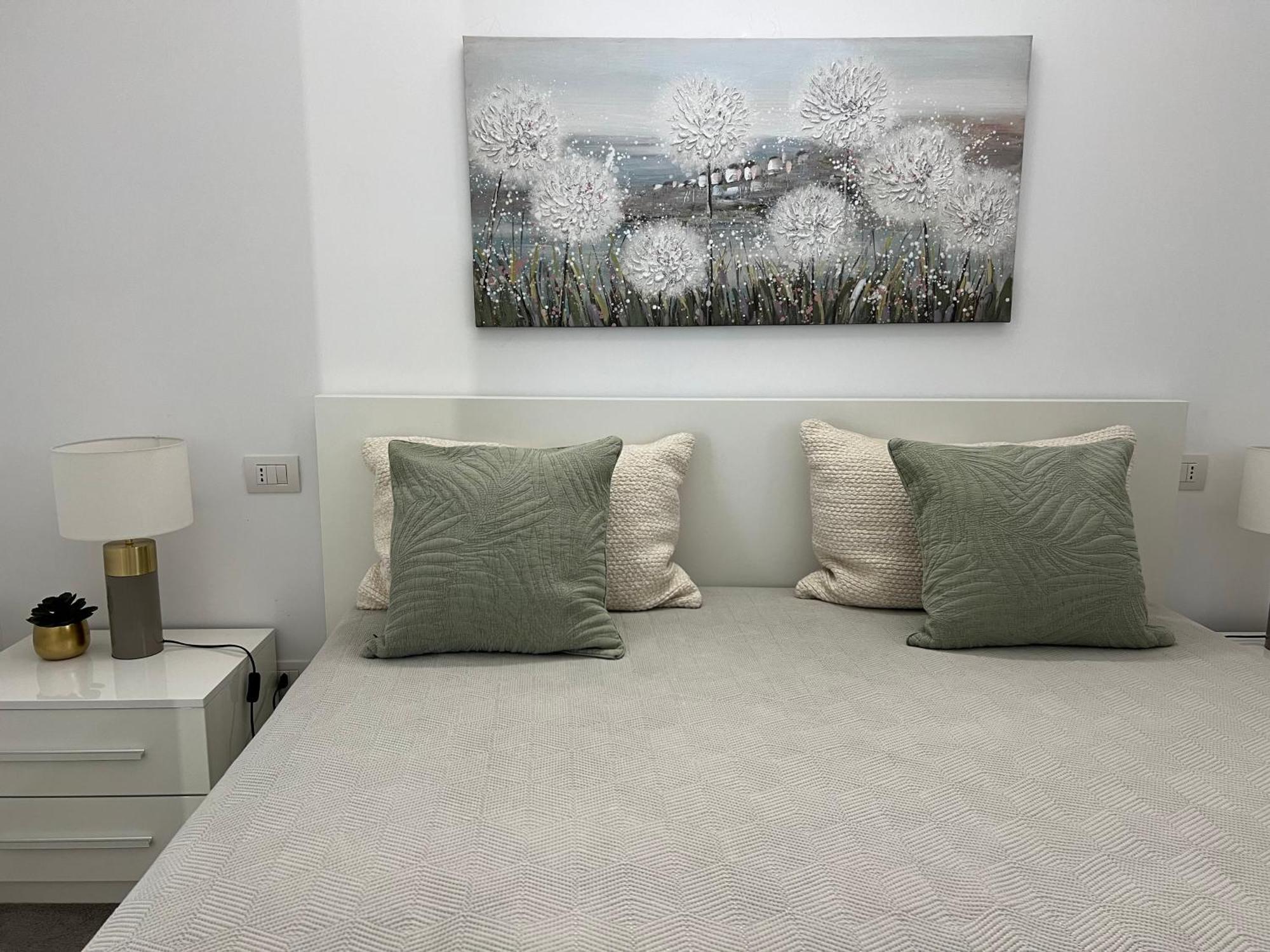 Paganini Suites And Apartments Sirmione Bagian luar foto