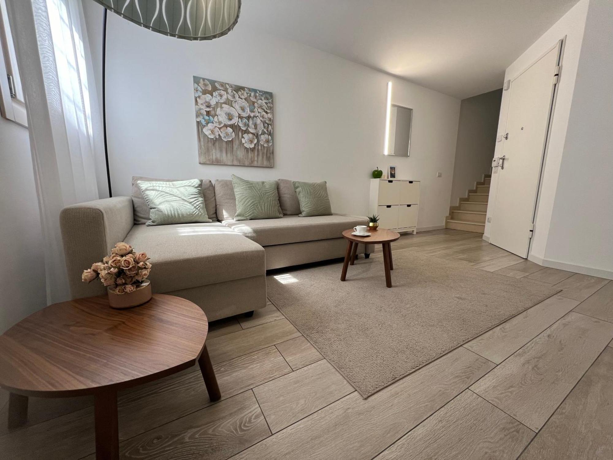 Paganini Suites And Apartments Sirmione Bagian luar foto